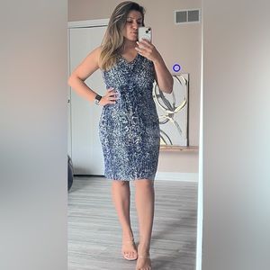 NWTT Tory Burch dress, blue animal print, fits classy on !